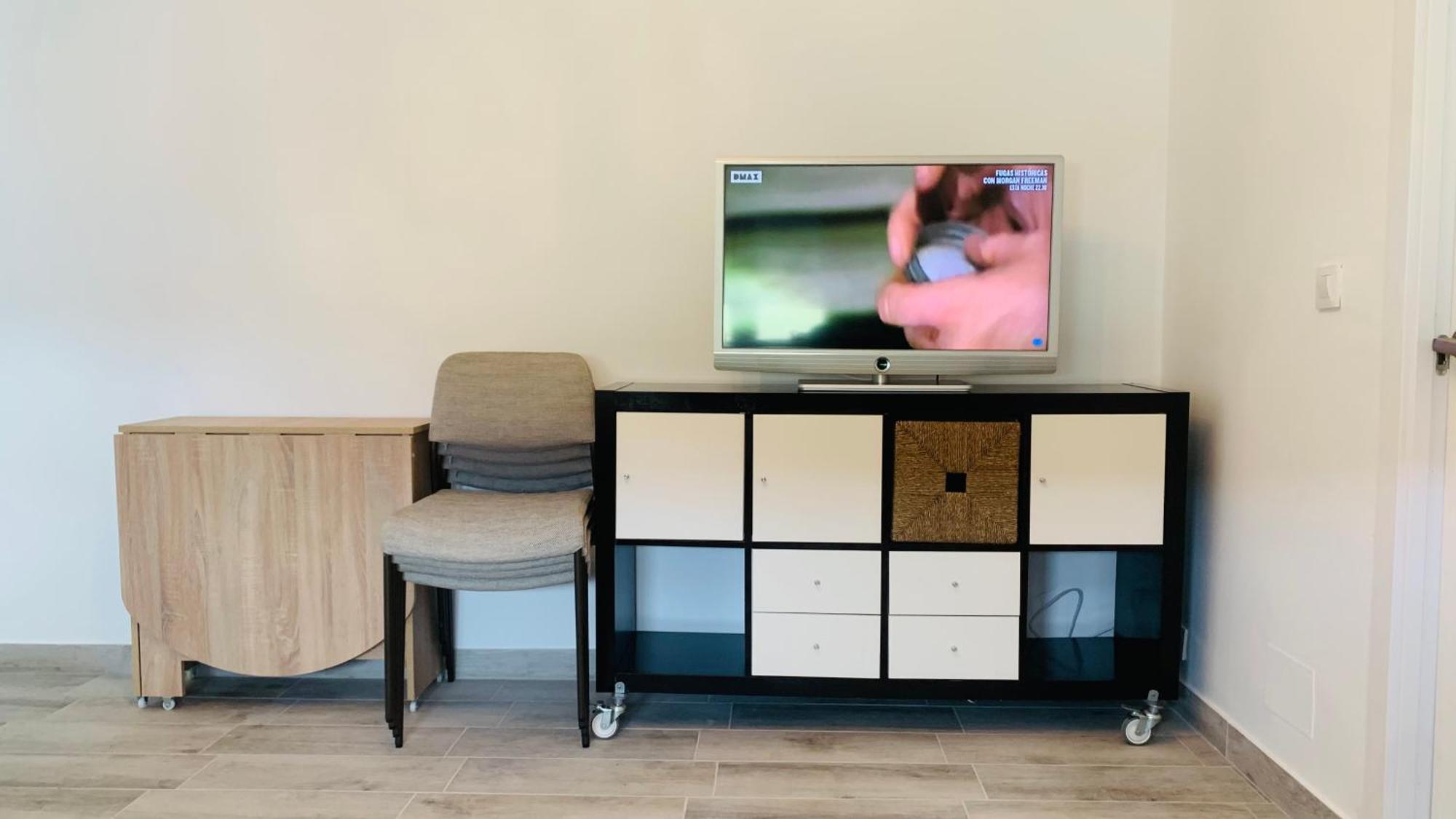 Apartment Descubre Cantabria! Piso Con 3 Habitaciones, Con Capacidad Hasta 5 Personas! Entero! Saron